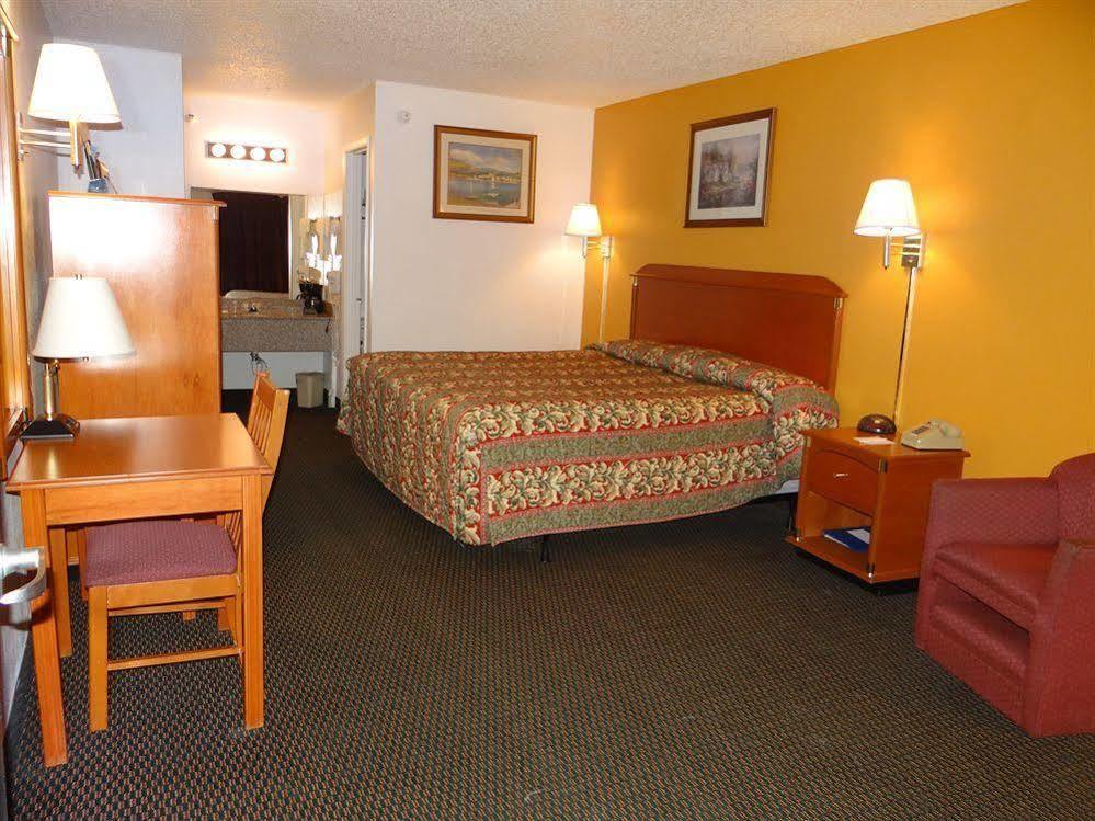 Magnuson Hotel Bradenton Exteriör bild