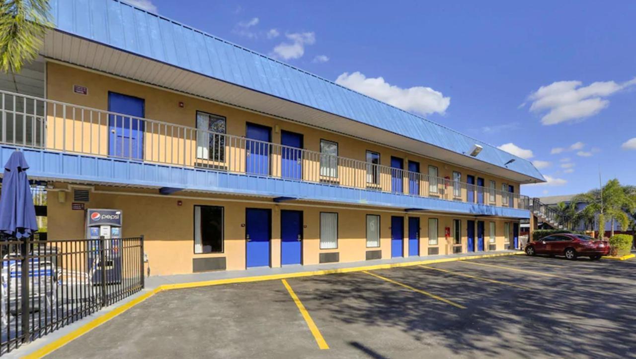 Magnuson Hotel Bradenton Exteriör bild